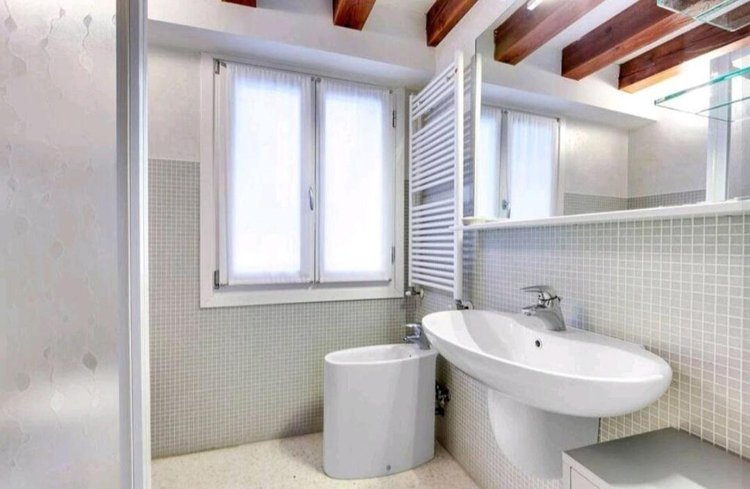 Pergola Apartment - Beautiful And Cozy Space On The Water Venedig Exteriör bild